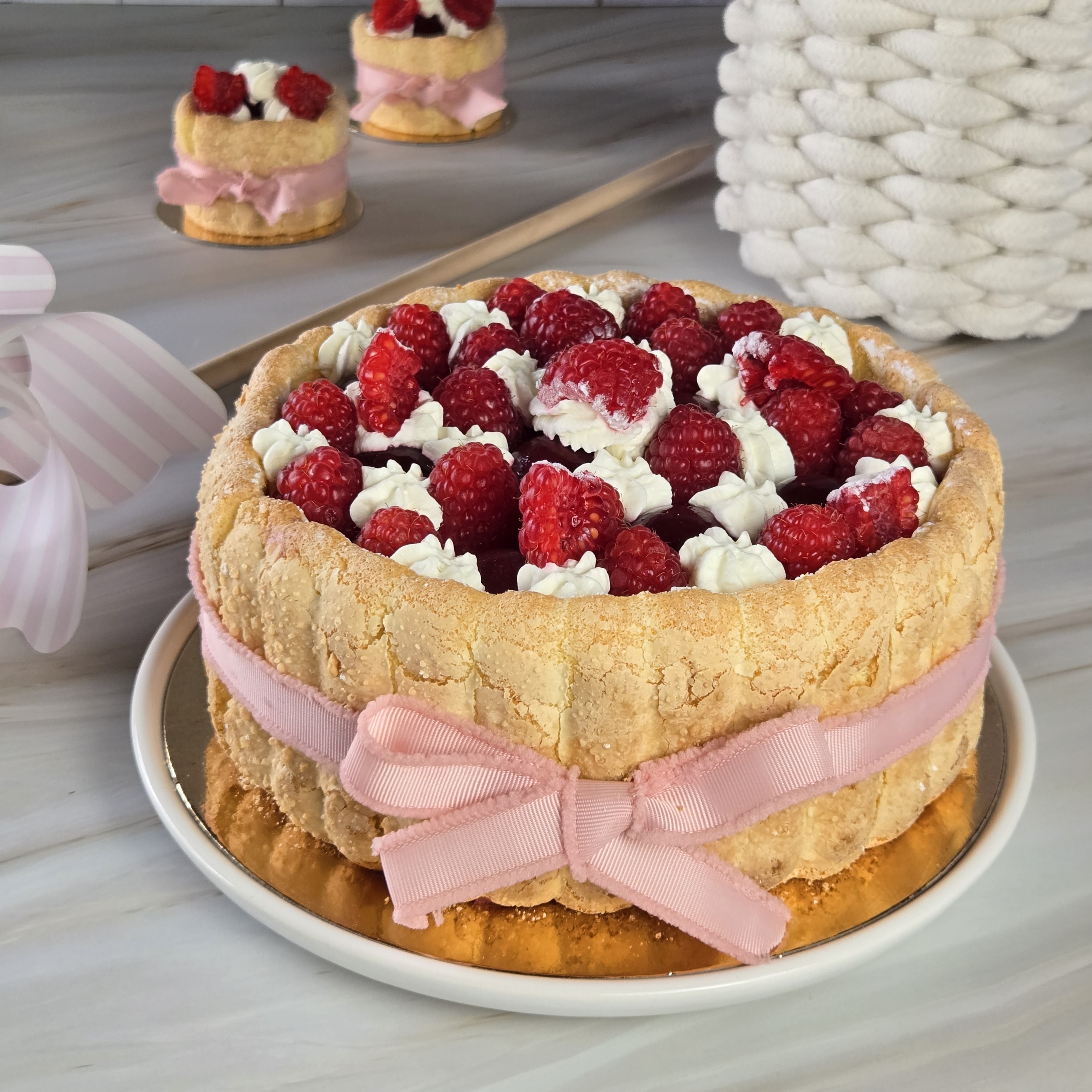 Charlotte Aux Framboises